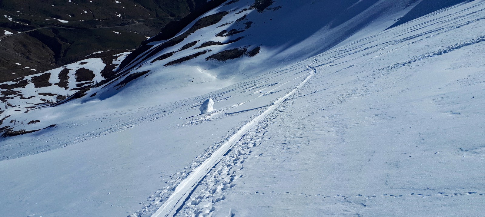 Curiosité alpine : le glacier du Combeynot progresse, et les séracs menacent maintenant la trace de sa voie normale !