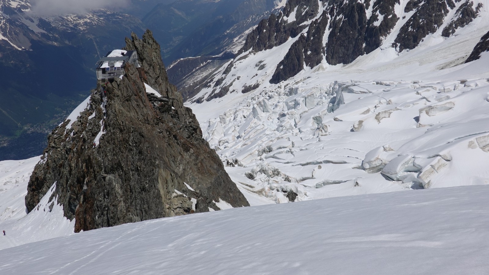 Le Refuge des Grands Mulets et le Glacier des Bossons