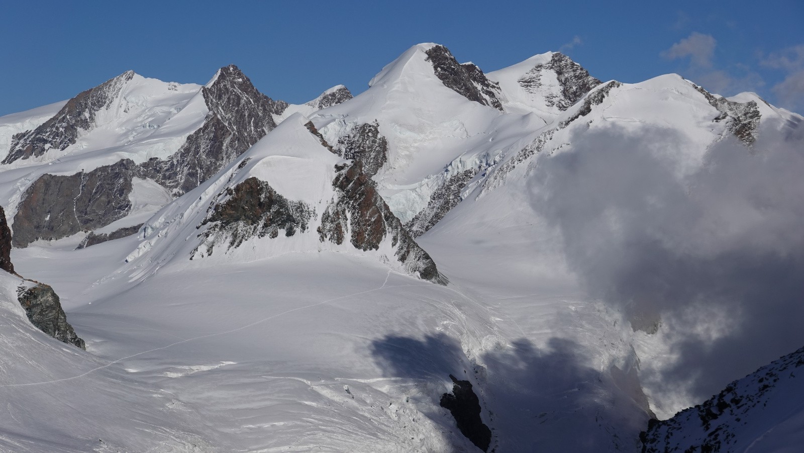 Panorama au téléobjectif sur le groupe du Mont-Rose