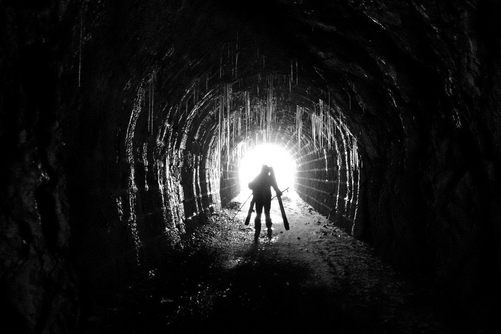 la lumière au bout du tunnel