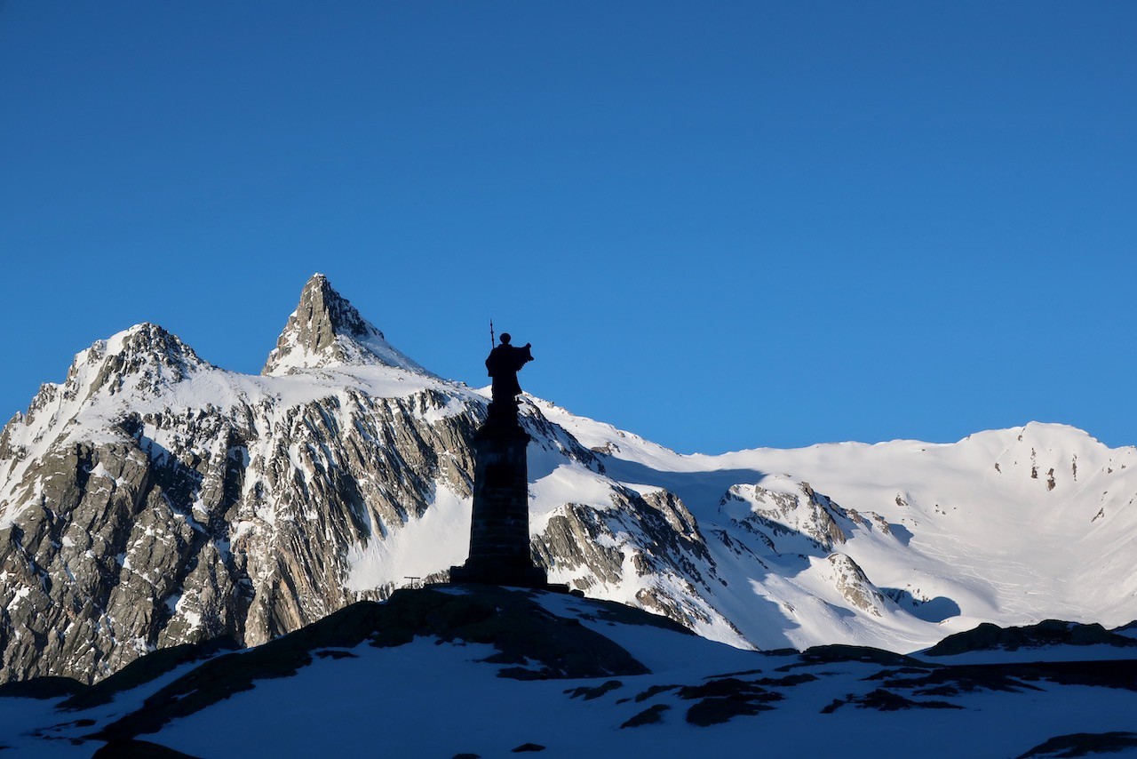 Statue de Saint bernard
