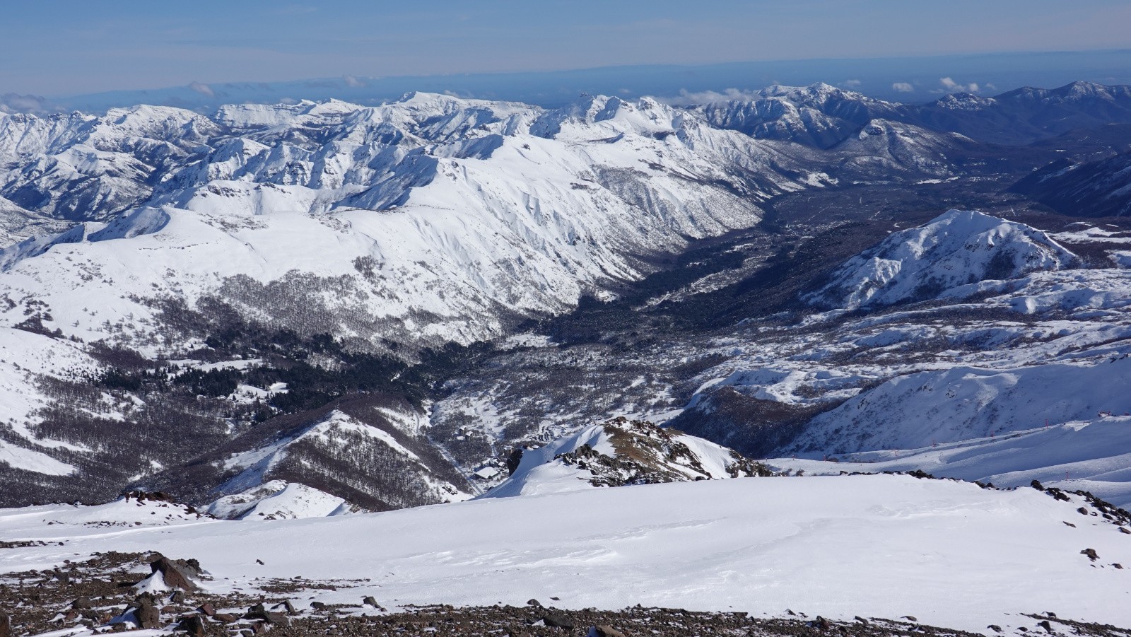 Panorama vers Nevados de Chillan depuis le sommet
