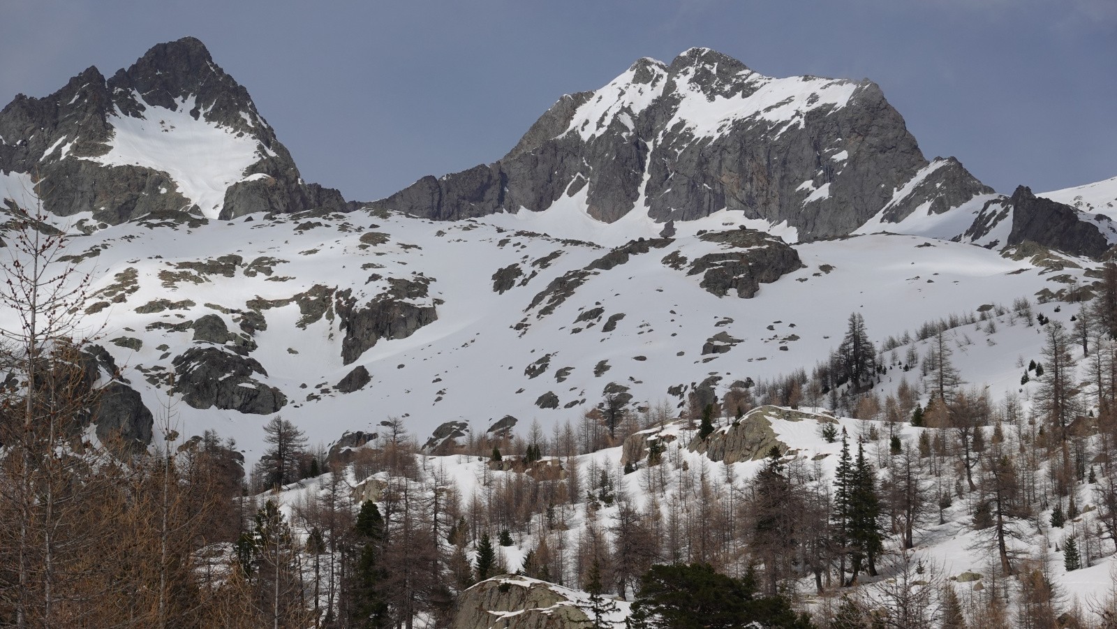 Le point culminant du département des Alpes Maritimes : la Cime du Gélas et son couloir Ouest