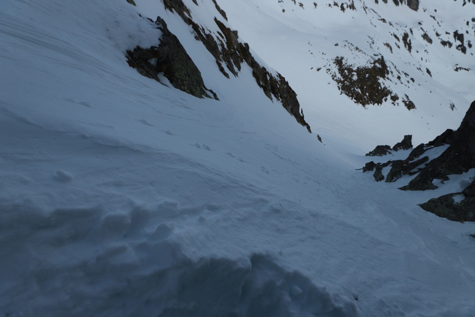 Petit couloir NE de la Pointe St-Jacques, tout poudre et non tracé  😊