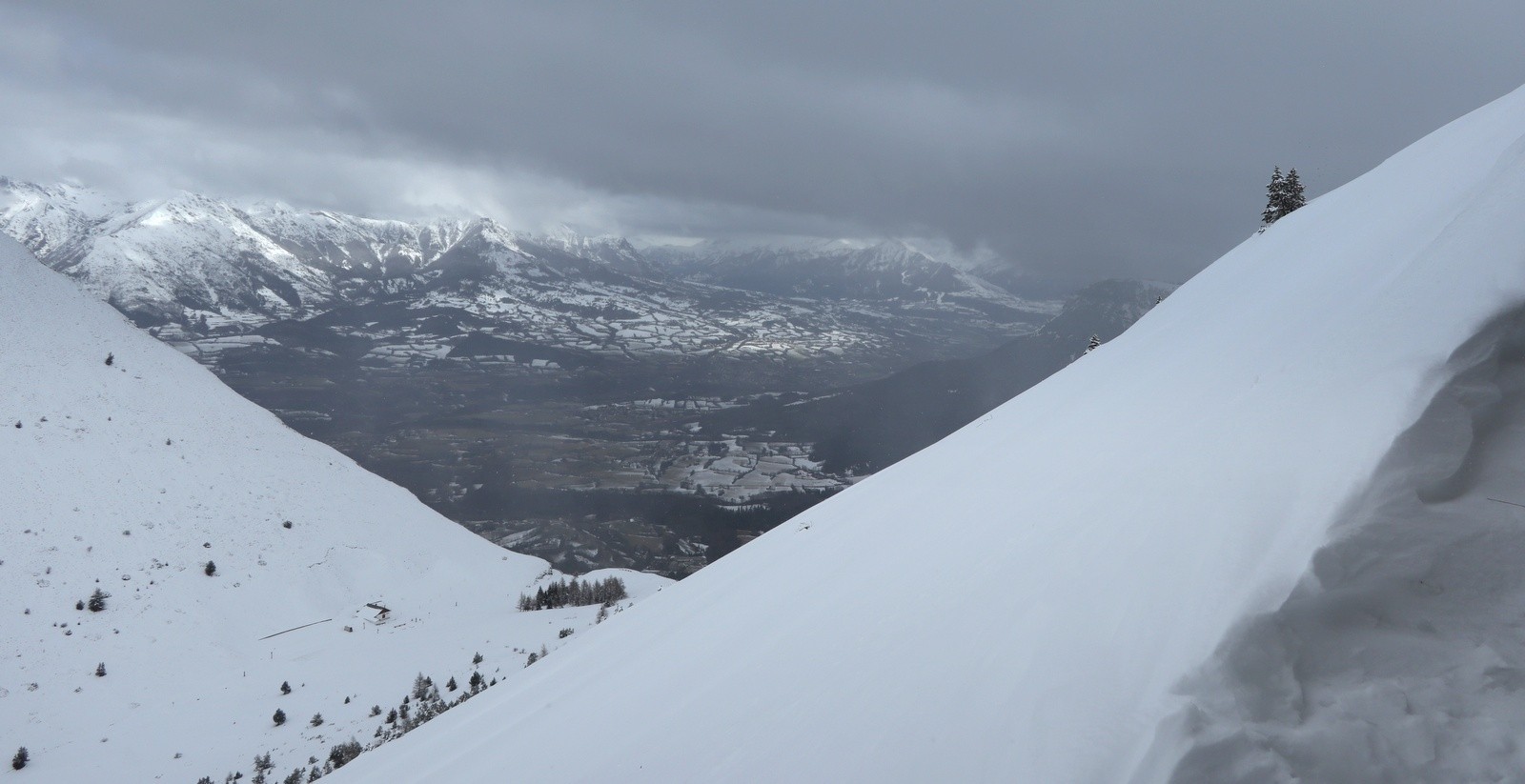 Au dessus du Col du Noyer