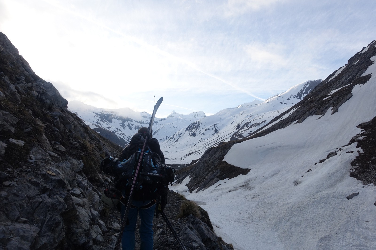 On arrive sur le plat de Prariond après le Malpasset