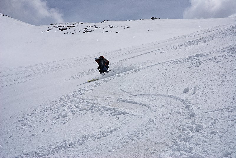 bon ski : juste au dessus du passage du glacier.