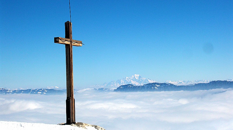 Charmant Som : Sommet avec vue sur le Mont Blanc