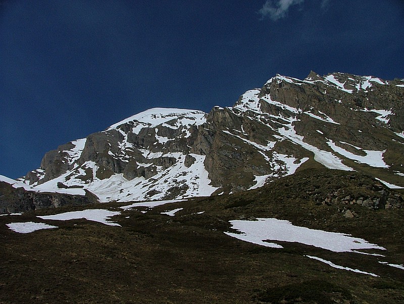 le Berrio Blanc : le versant SW avec l'intégralité de la partie "difficile"