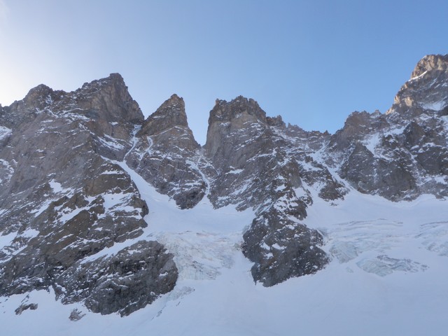 Pic Sans Nom, Coup de Sabre : Le couloir du col du Glacier Noir semblait plus rempli