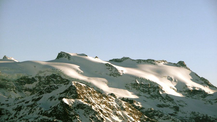 Glacier Vallonnet : et ses courbes esthétiques