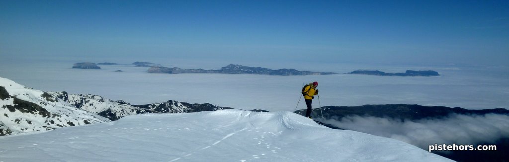 3000AD : Gresivaudan, 3000AD, dans le nouvel age de glace, que les hauts sommets sortant de la banquise profonde de 1600 m!