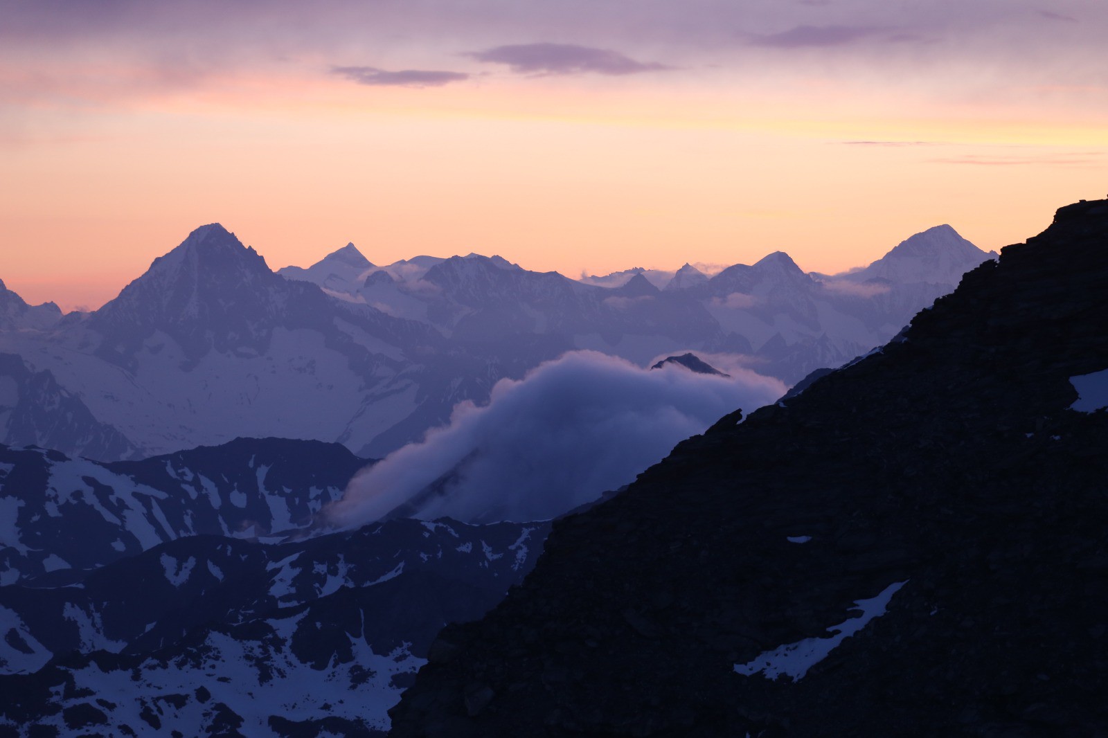 Bietchhorn, Jungfrau, et tout à droite l'Aletschhorn