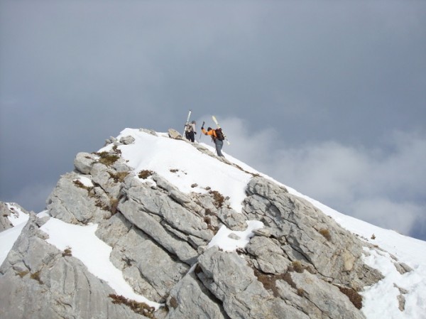 Les crêtes des Lances : Couples de randonneurs rencontrés pendant la rando en terminant avec le sommet