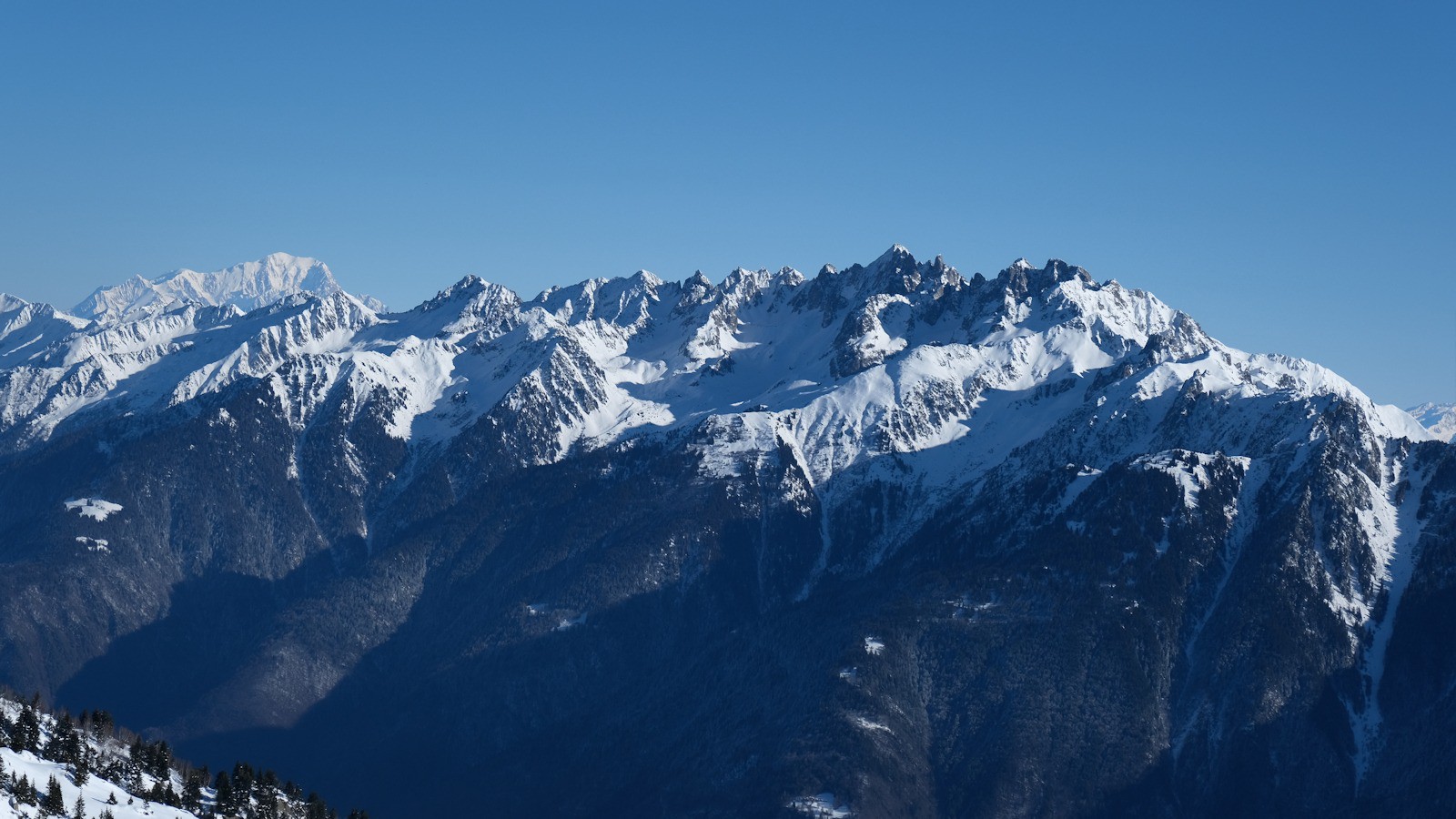 Mont Blanc et Lauzière.