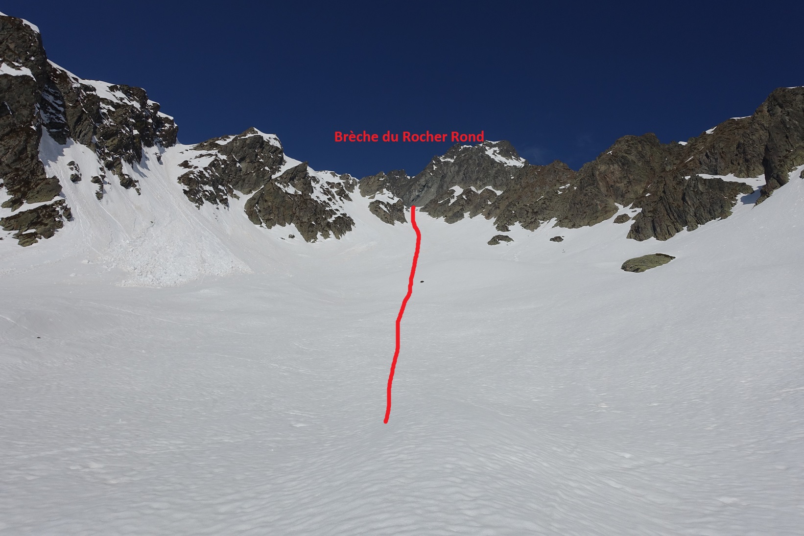 Brèche du Rocher Rond en vue (Brèche à 2550m environ)