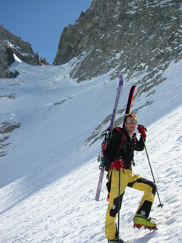 sous le col : Vers 3000, avant les séracs.
