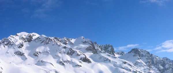 Vers le Nord depuis l'Aigleton : De bien jolis versants sud