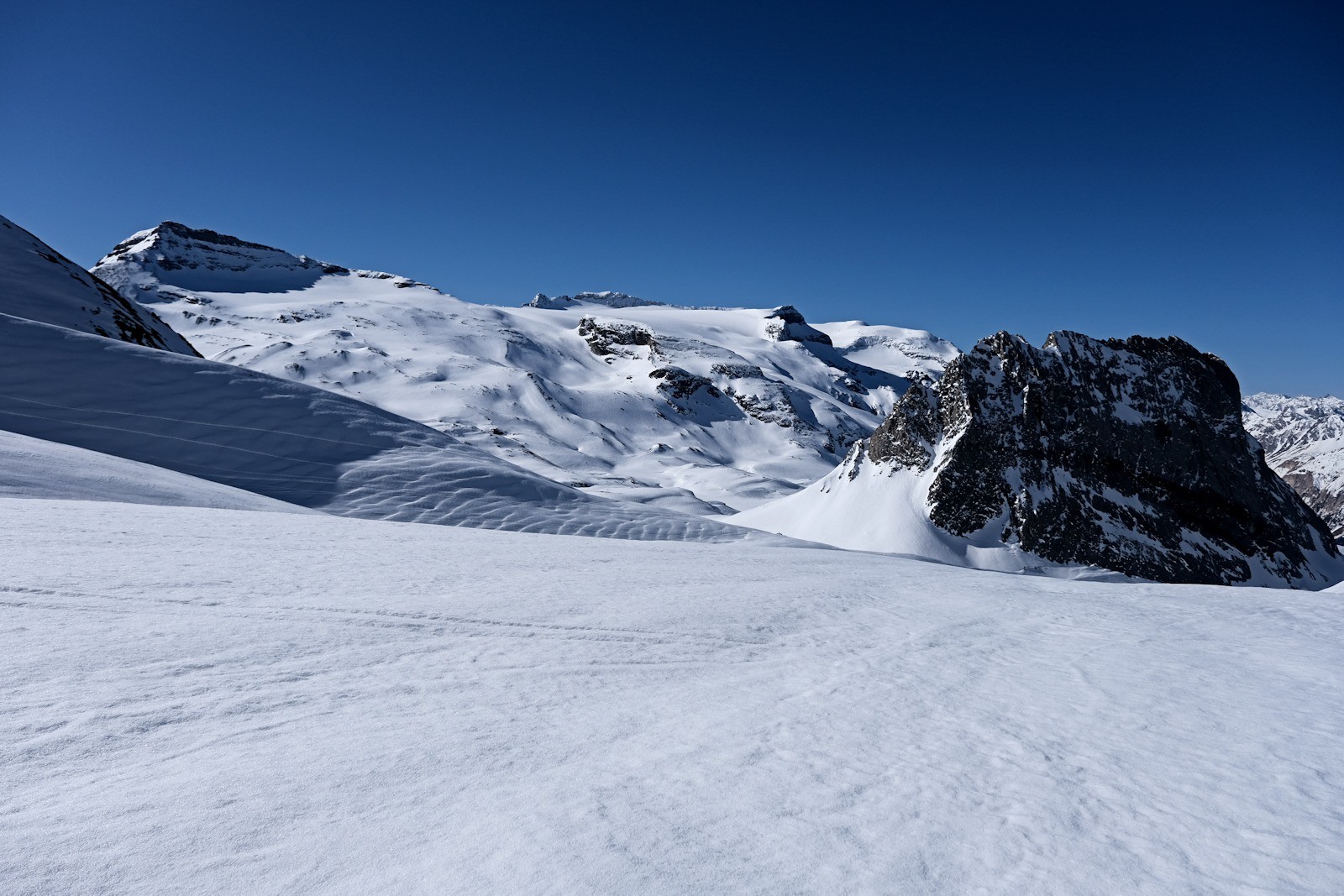 Les Glaciers et l'Aiguille de la Vanoise.