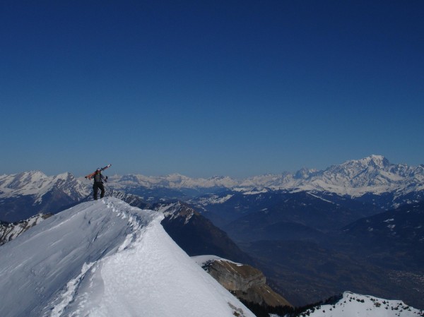 Sommet : Sur l'arête sommitale