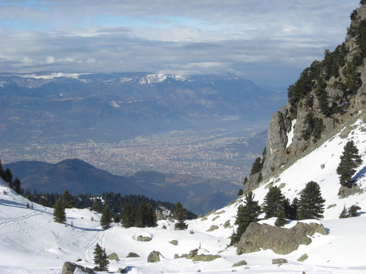 Grenoble : Tiens, ça faisait longtemps qu'on ne voyait plus la ville depuis le haut !