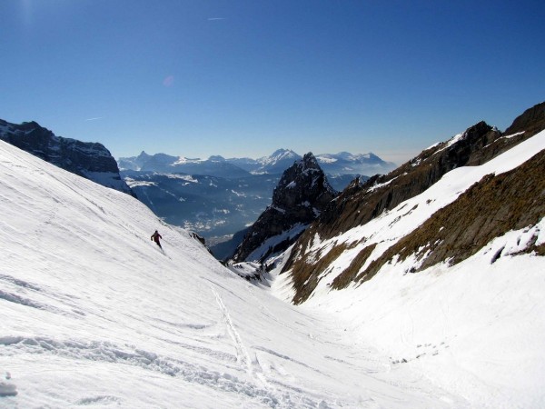 Pra Riant : J-F dans le haut de la combe de Pra Riant devant le Tuet.