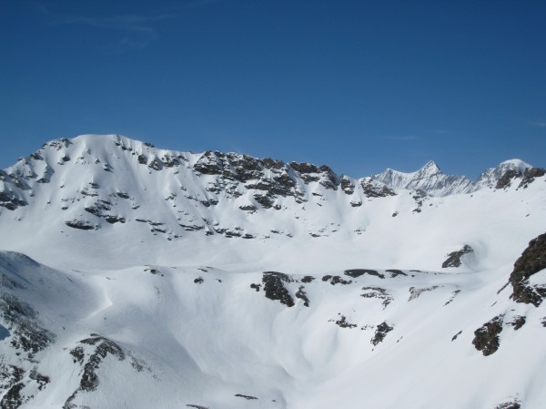 Vanoise : depuis le sommet, la Pointe des Fours, avec en arrière plan la Gde Casse et la Gde Motte