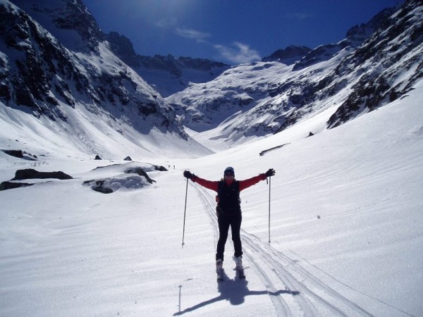 Bravo Gigi : devant le replat de la Mariande, vallée typiquement glaciaire