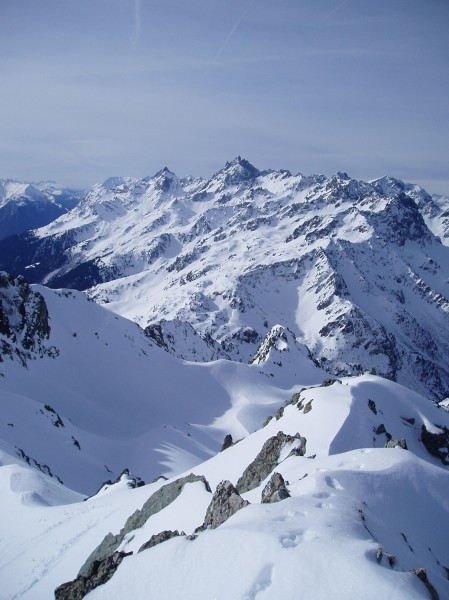 Panorama : Grand Pic de Belledonne à droite.