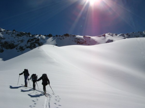 Montée au soleil : profitons du ciel bleu...