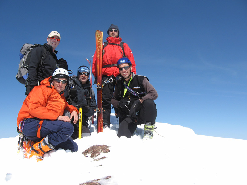 Sortie cohésion ? : La fine équipe au sommet.
