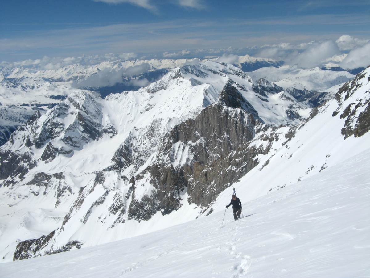 Camille au courage : Malgré des crises d'asthme Camille a pu atteindre le col des Grands Couloirs