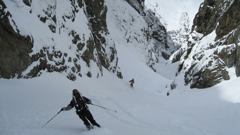 Dans la gorge : Bien remplie, pas de boules