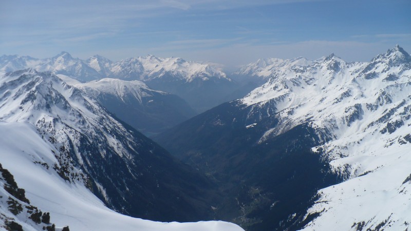 Le Rivier d'Allemont : La vallée et le Rivier d'Allemont depuis le sommet.