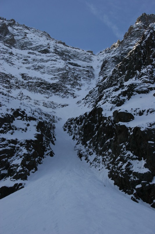 Col de Burlan : ça semble être bien en neige jusqu'en haut:-)