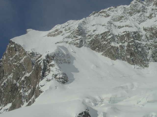 La face : Vue du bas