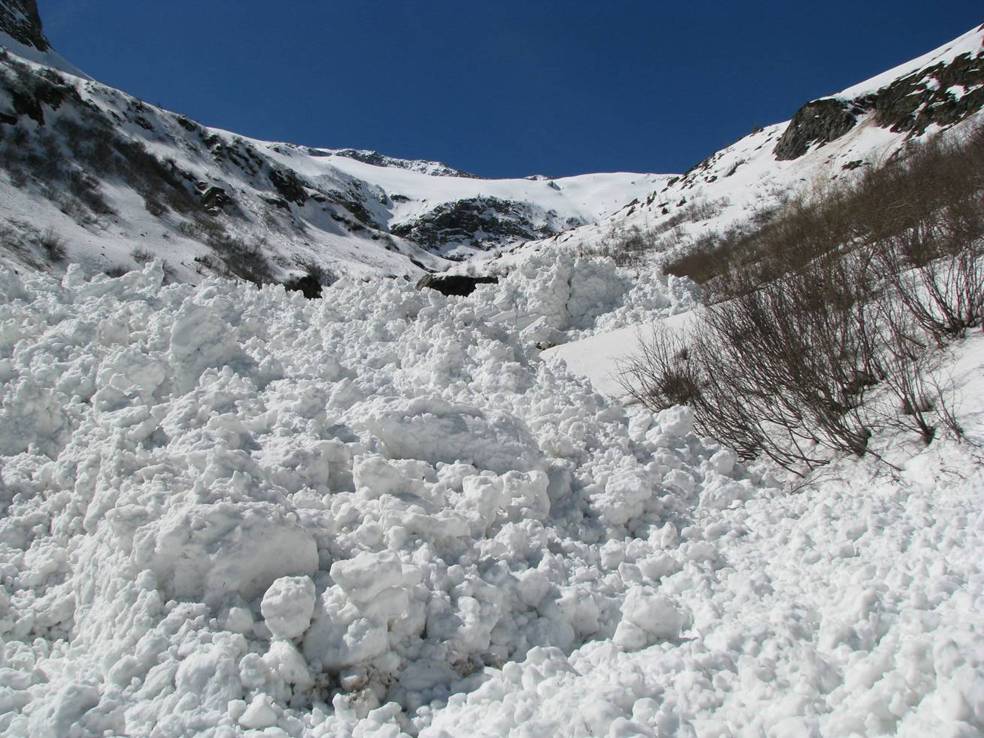 Coulée d'avalanche : Il ne valait mieux pas être dans la coin quand c'est descendu