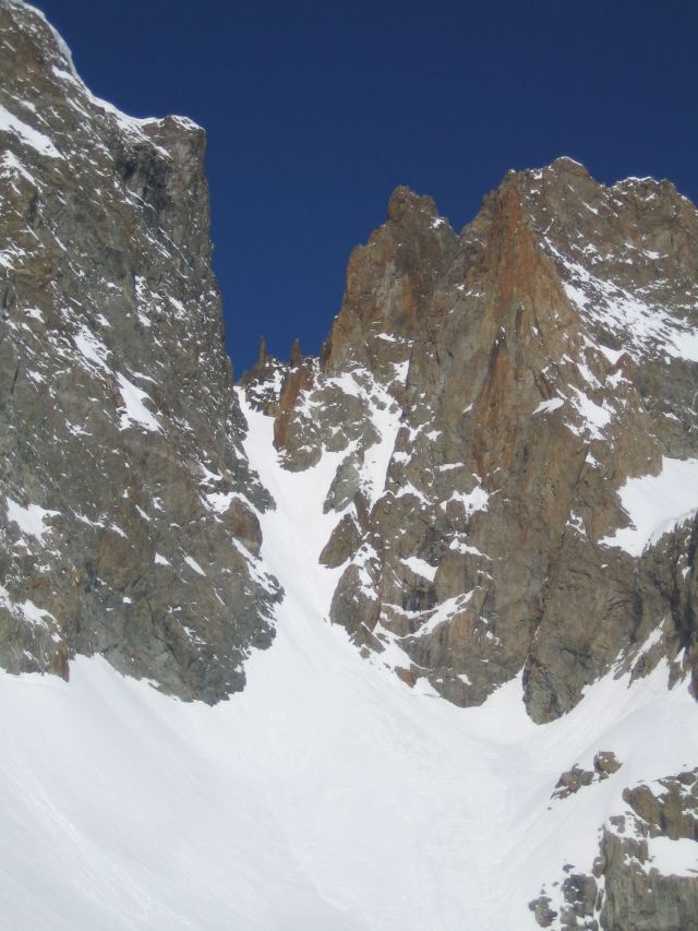Breche de Charriere : couloir E : sympa => a faire ( en boucle )