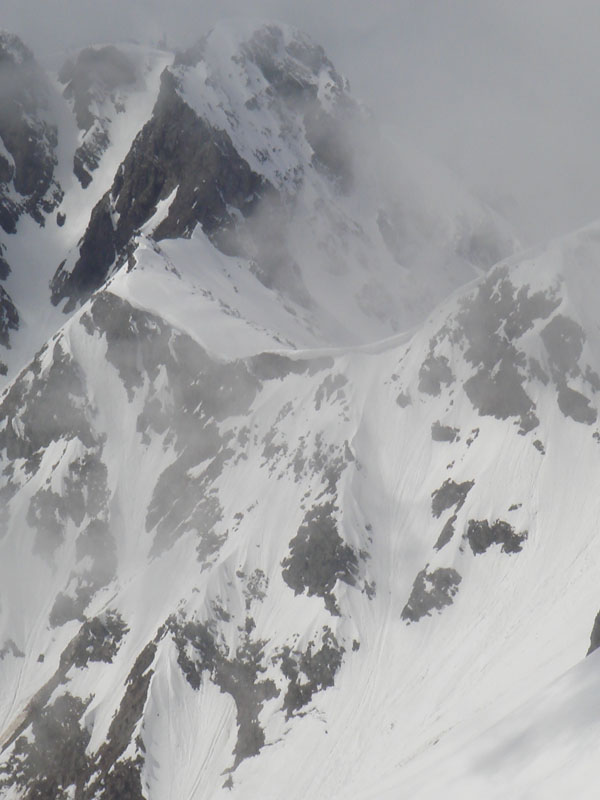 Pic de mirebel : vu sur la descente du col de la petite vaudaine