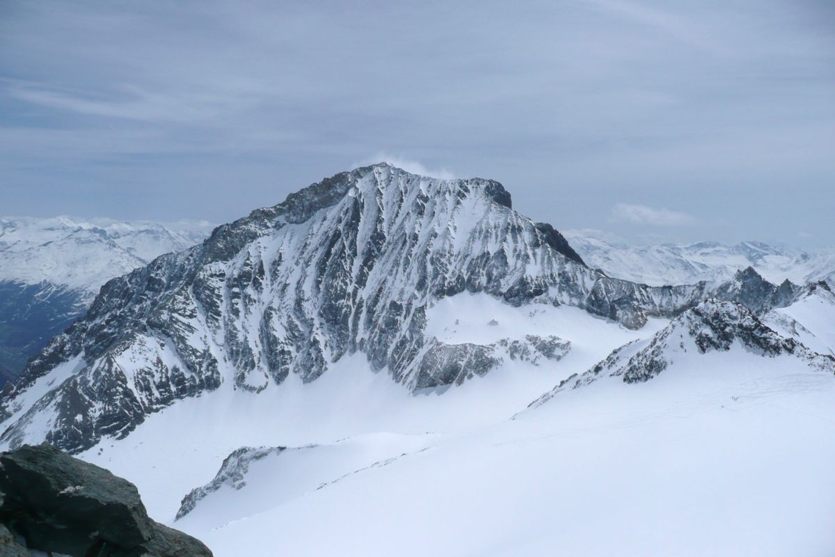 Du sommet : La dent Parrachée versant NW
