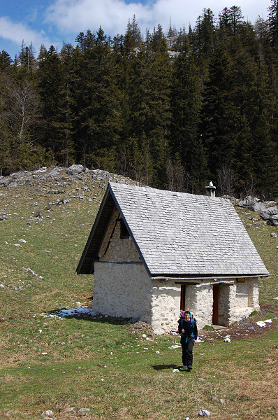 Carrette : Devant la cabane de Carrette