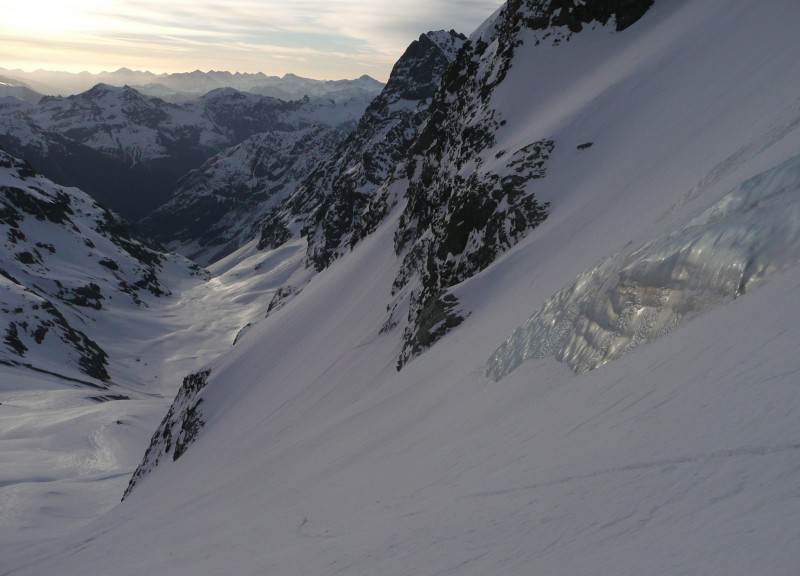 Vallon du Selé : Le bout de glaçon au milieu du couloir