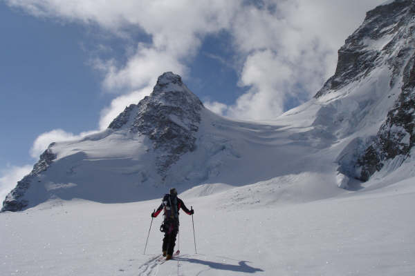 Jägerhorn : Beau sommet, malheureusement les nuages approchent...