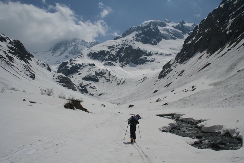 LE LONG VALLON : c'est long et presque plat