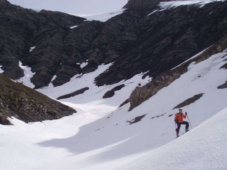 Aiguille de Morges : Le petit vallon orienté Sud qui permet de rejoindre le vallon long