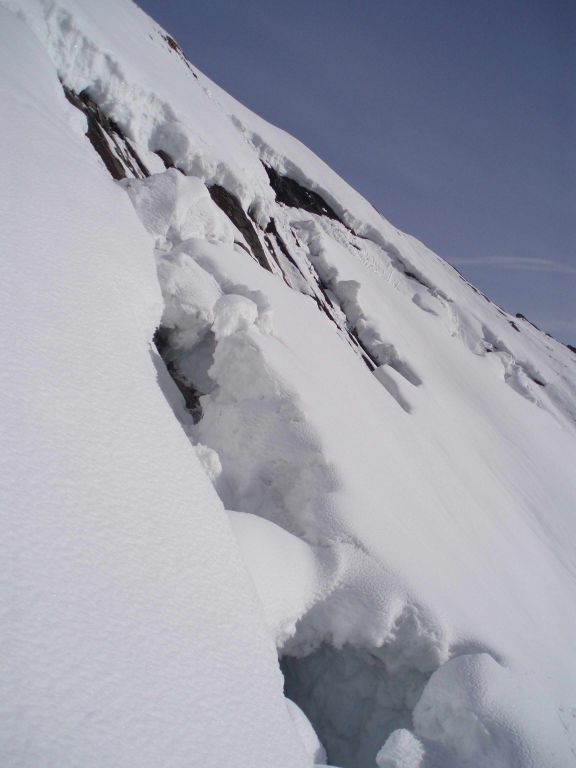 Aiguille de Morges : Il y a des crevasses, des grosses comme sur un glacier !