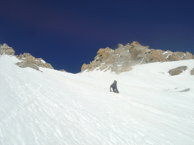 La neige porte encore bien : Ca chauffe.. Allez vite