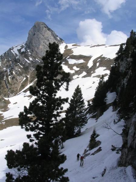 Les lances : Les lances vues depuis l'entrée du chaos de Bellefond