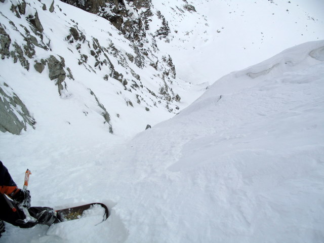 #11 Couloir le long du sérac : Ca passe à ski et ça tourne. Couloir le long du sérac : Ca passe à ski et ça tourne.