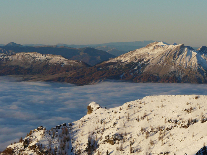brouillard sur le Champsaurs : au levé du soleil